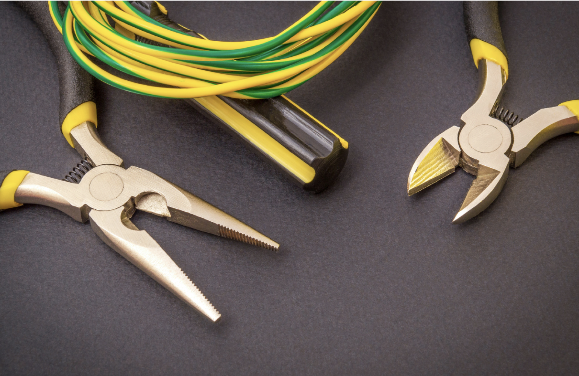 signs you need electrical repairs